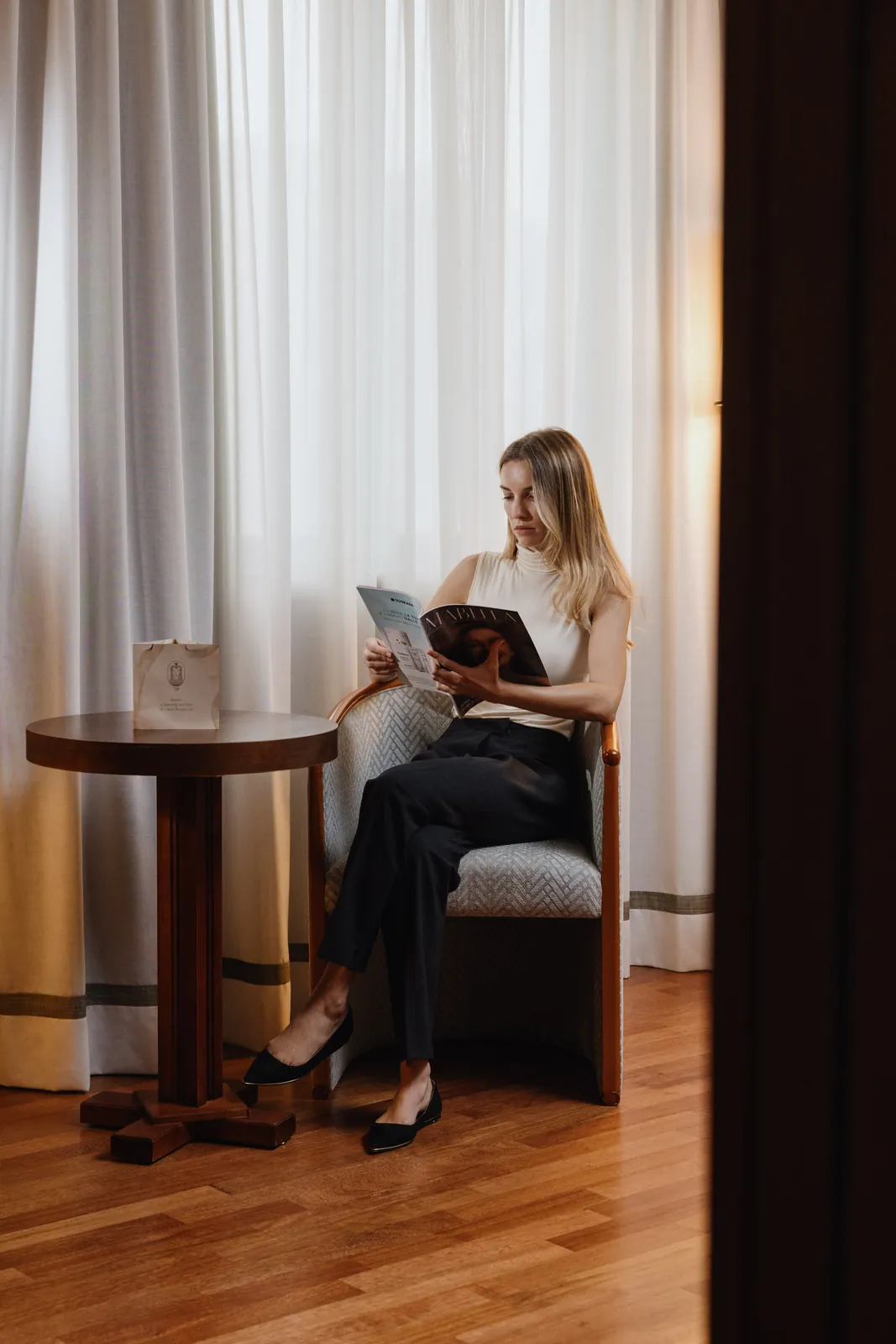 Un momento di lettura in camera